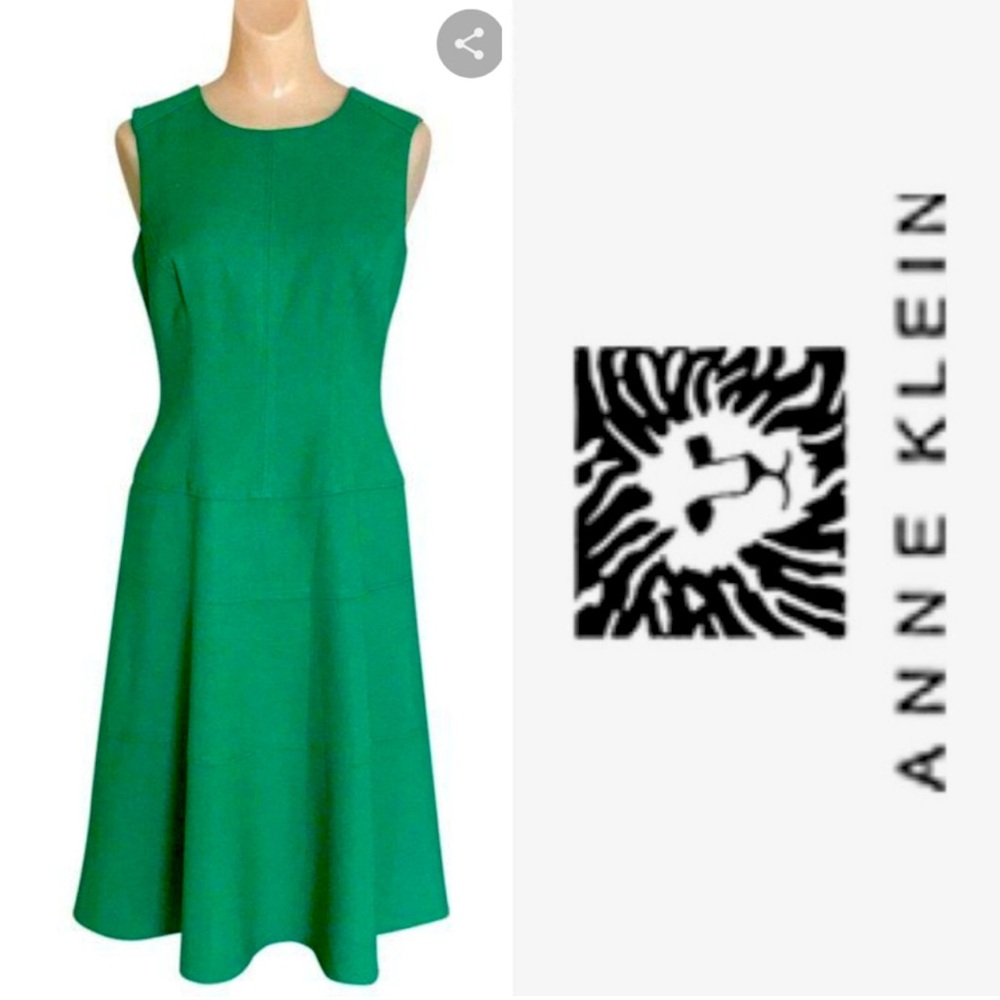 Anne Klein Emerald Green Sleeveless Dress. Size 10
